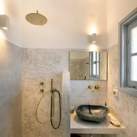 Leda Villa *